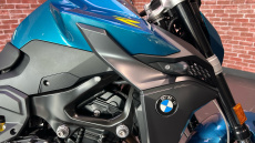 BMW F900 R